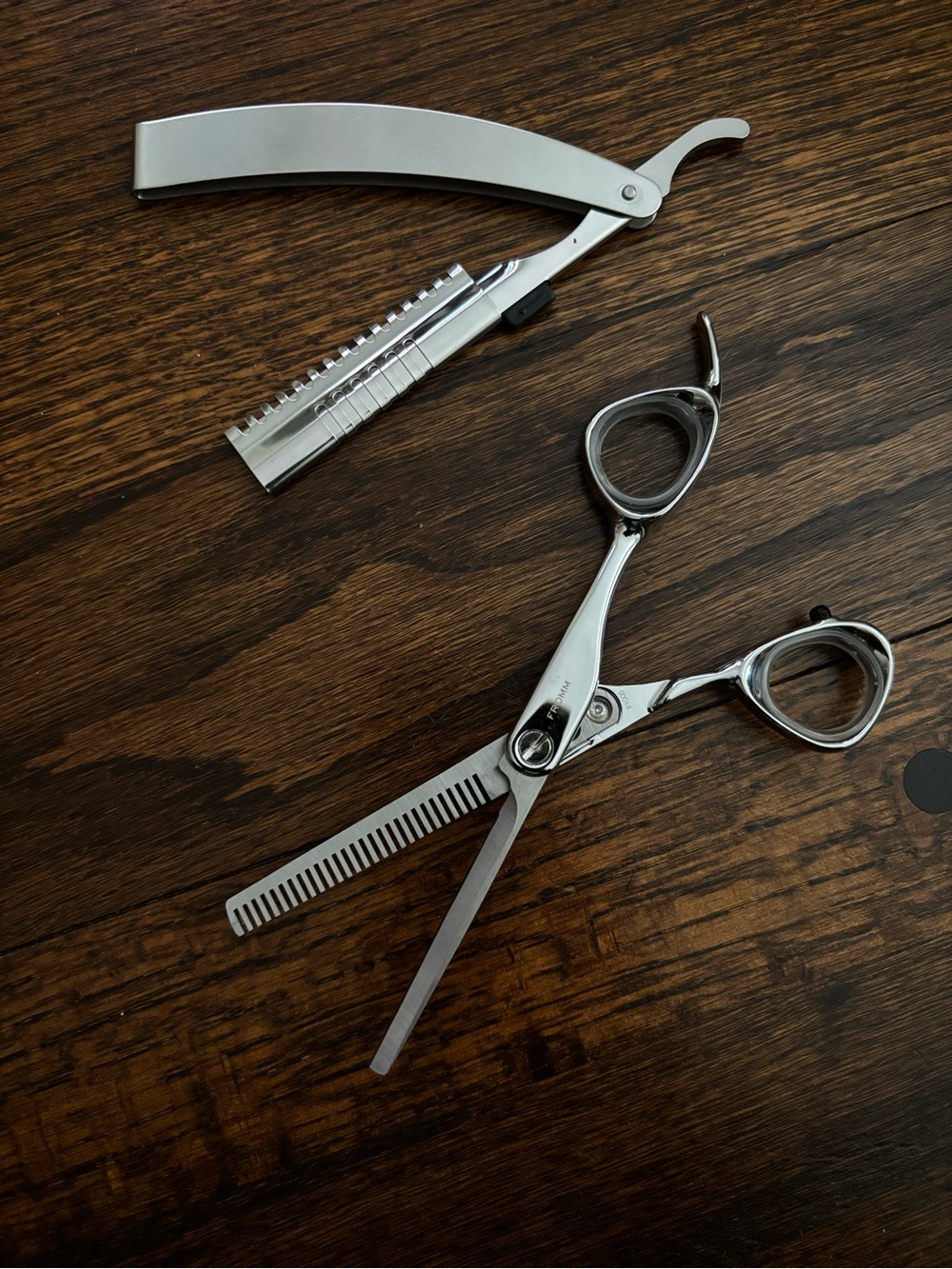Stainless Steel Thinning Scissors & Straight Razor Set - Silver